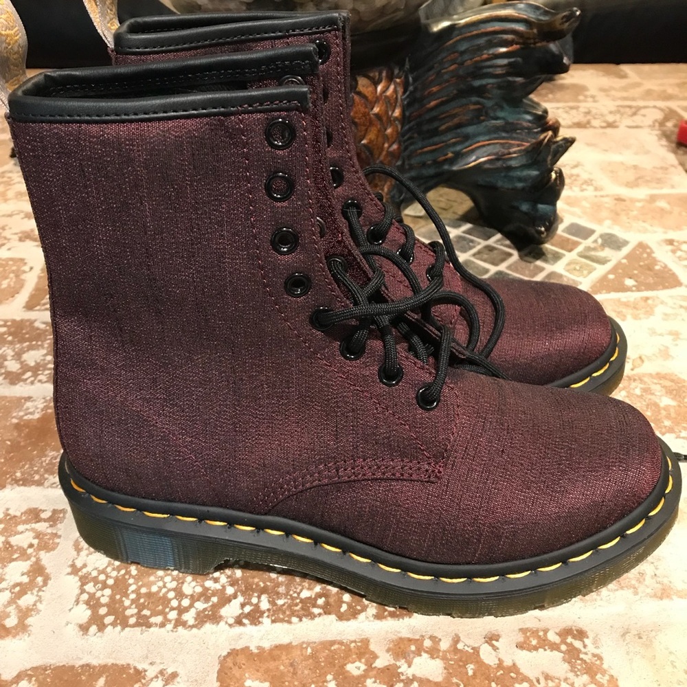 Dr. Martens NWOT vegan - Picture 1 of 6